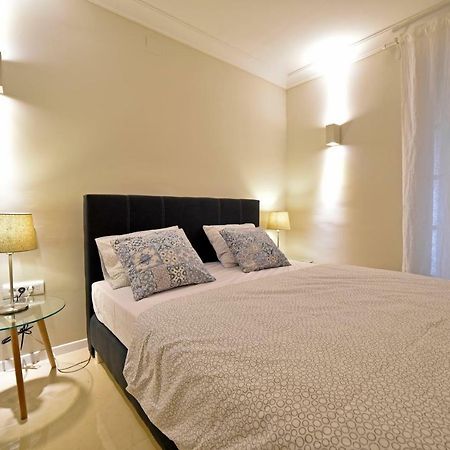 B&B Downtown ザグレブ エクステリア 写真